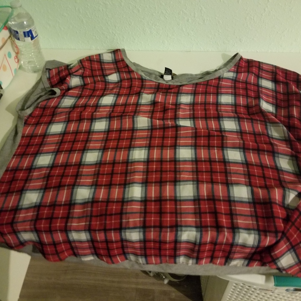 Grey and red plaid sheer t shirt